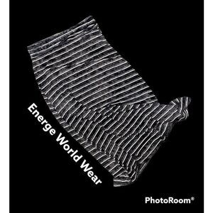 🌹Woman’s Energe World Wear SZ PS Stylish Striped Skirt🌹